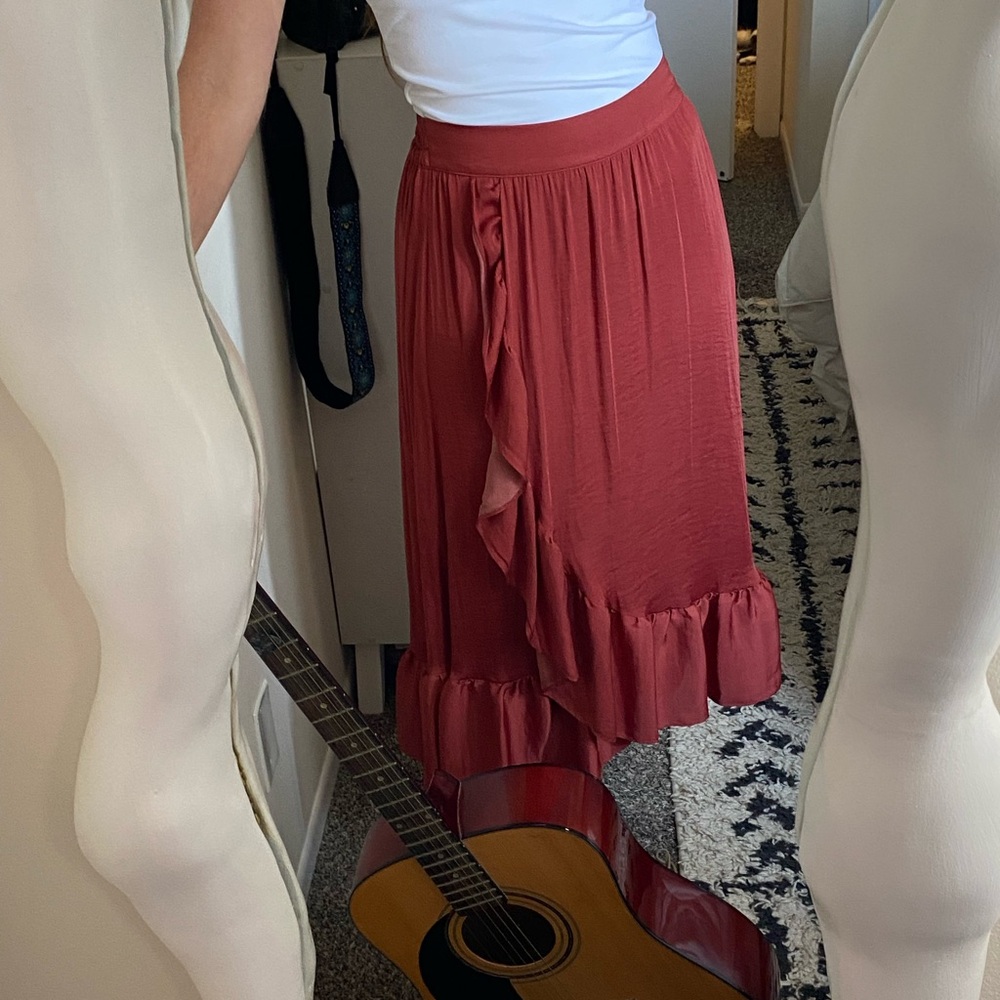 Elegant Pink Ruffle Skirt